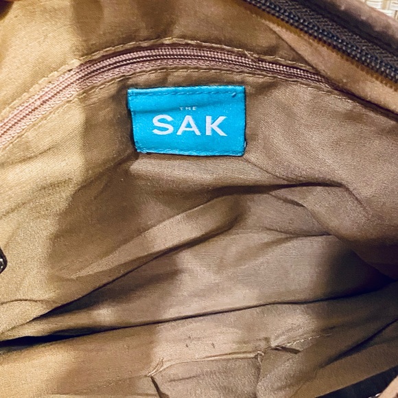 🌟2xHP🌟NWOT The Sak Neutral Stripe Boho Sweater Bag - Picture 8 of 12